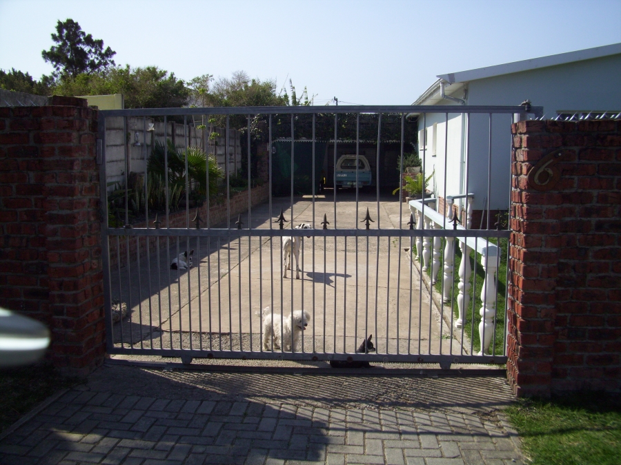 3 Bedroom Property for Sale in Amalinda North Eastern Cape